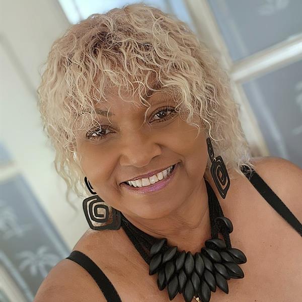 PAULETTE